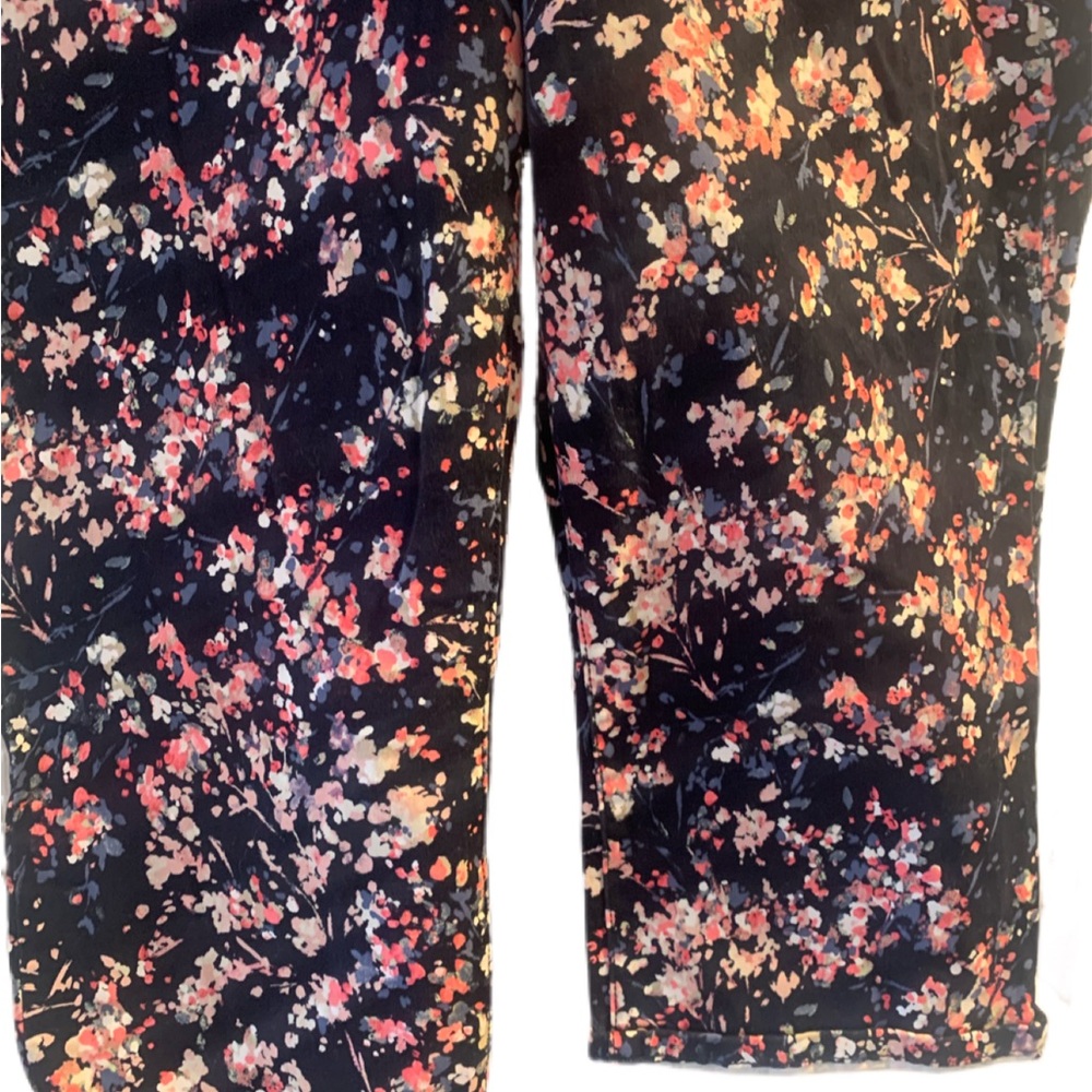 Pre Owned Women’s Juniors Bandolino Skimmer Capri Style Pants Floral Sz 10 - Picture 5 of 12